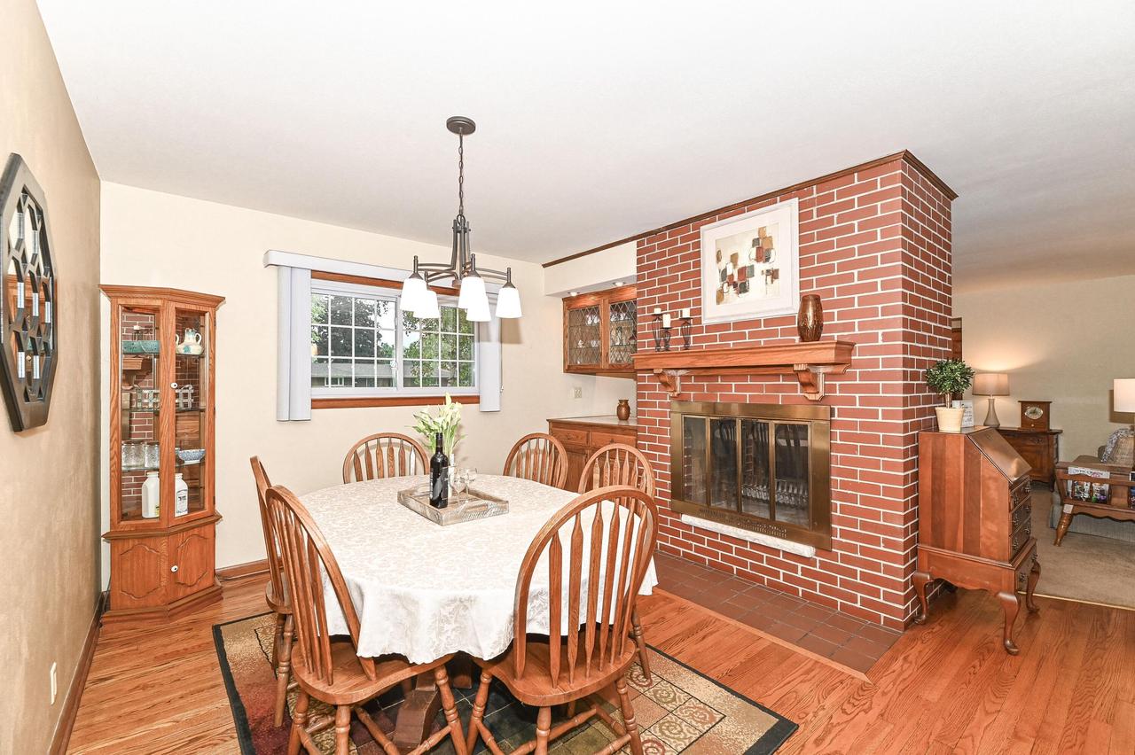 S66W13085 Somerset DRIVE