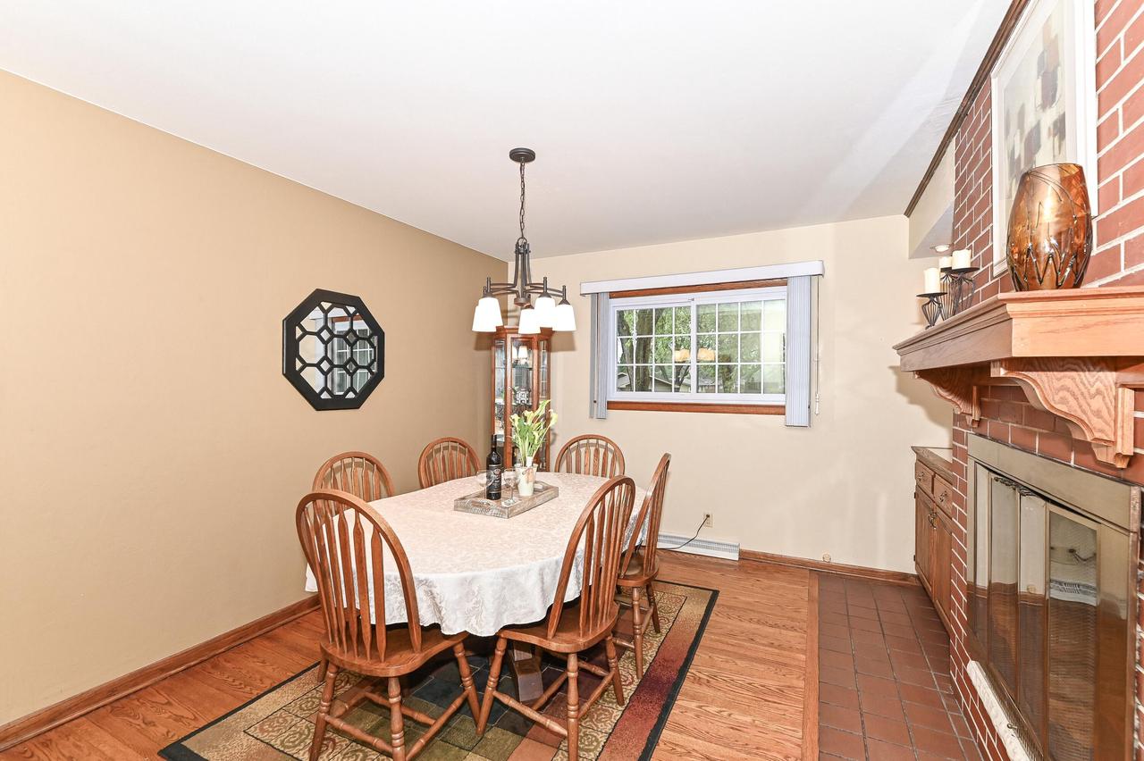 S66W13085 Somerset DRIVE