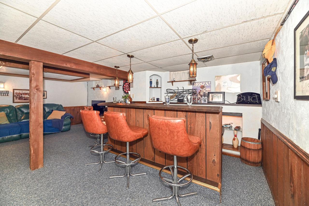 S66W13085 Somerset DRIVE