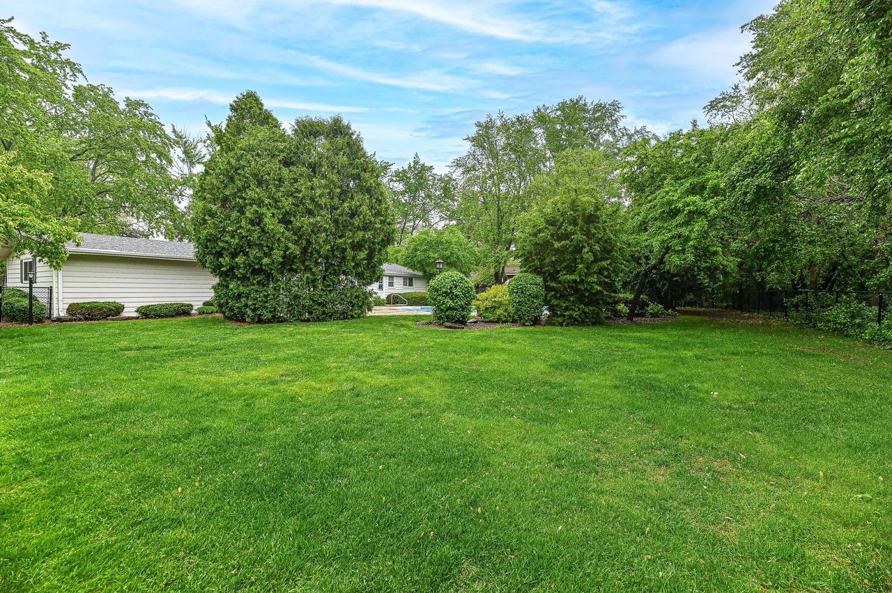 S66W13085 Somerset DRIVE