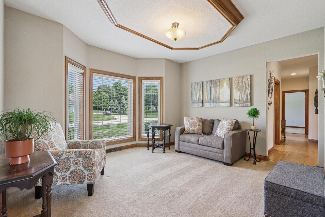 S78W22655 Sunset Glen DRIVE