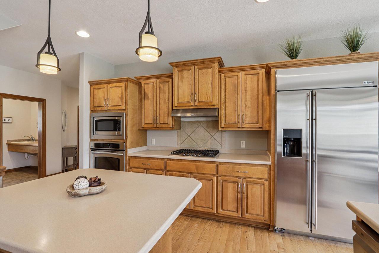 S78W22655 Sunset Glen DRIVE