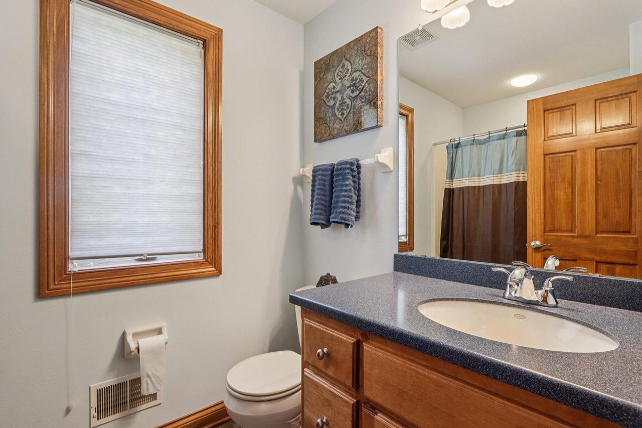 S78W22655 Sunset Glen DRIVE