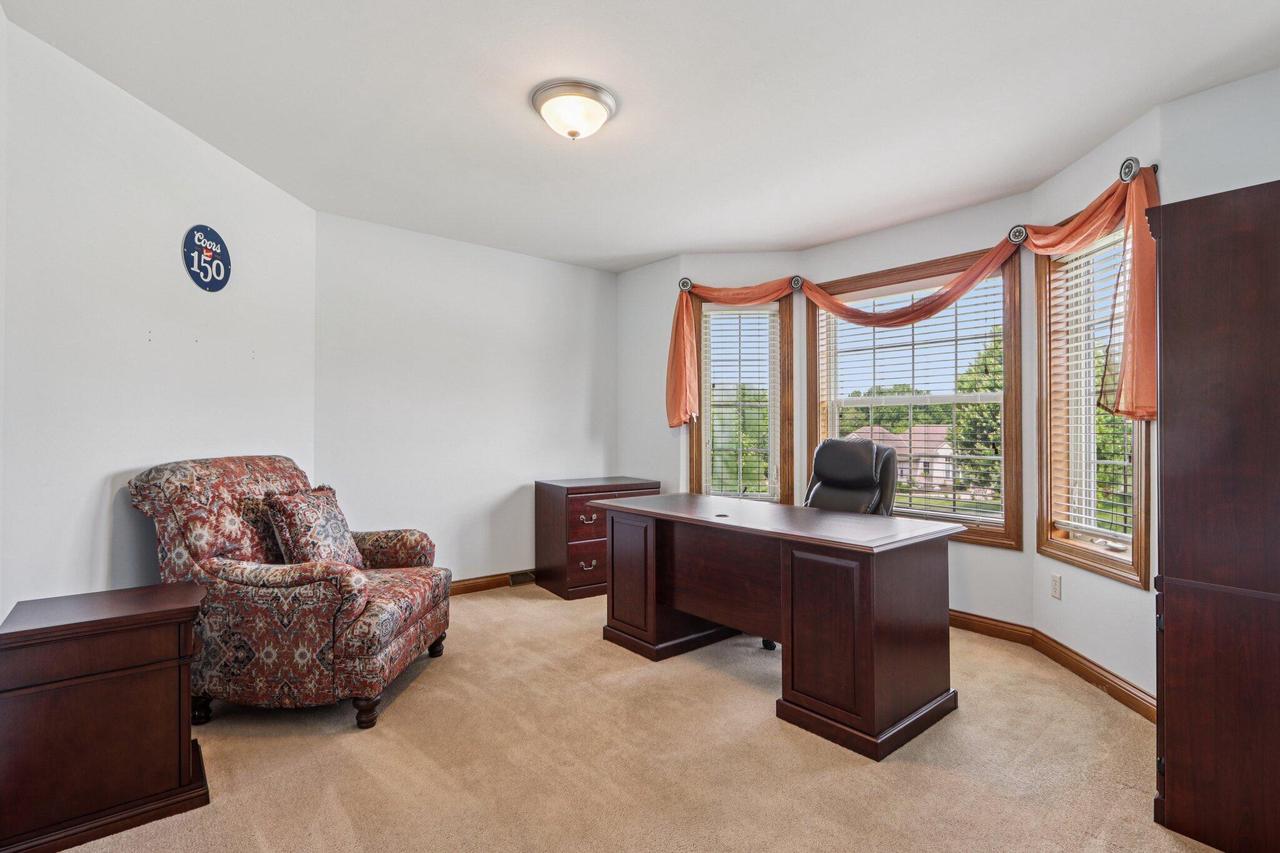 S78W22655 Sunset Glen DRIVE