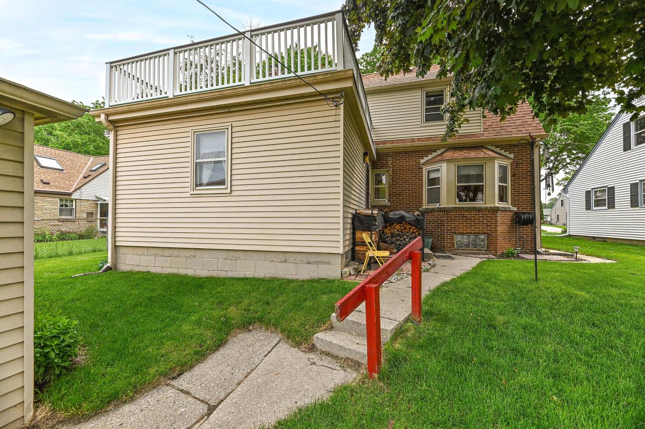 2159 South 105th STREET