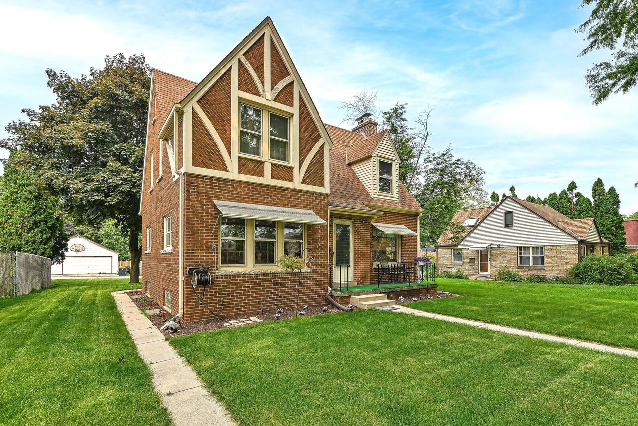 2159 South 105th STREET