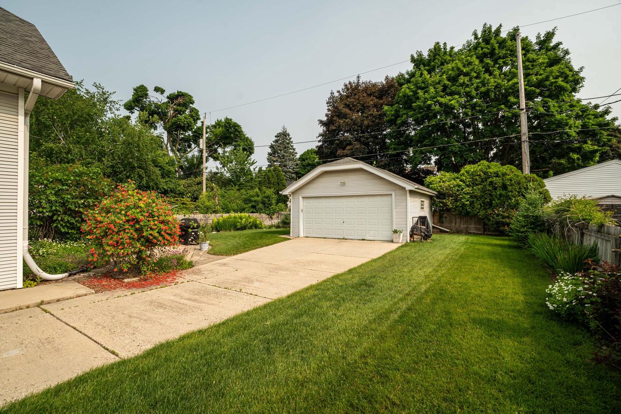 8130 Portland AVENUE