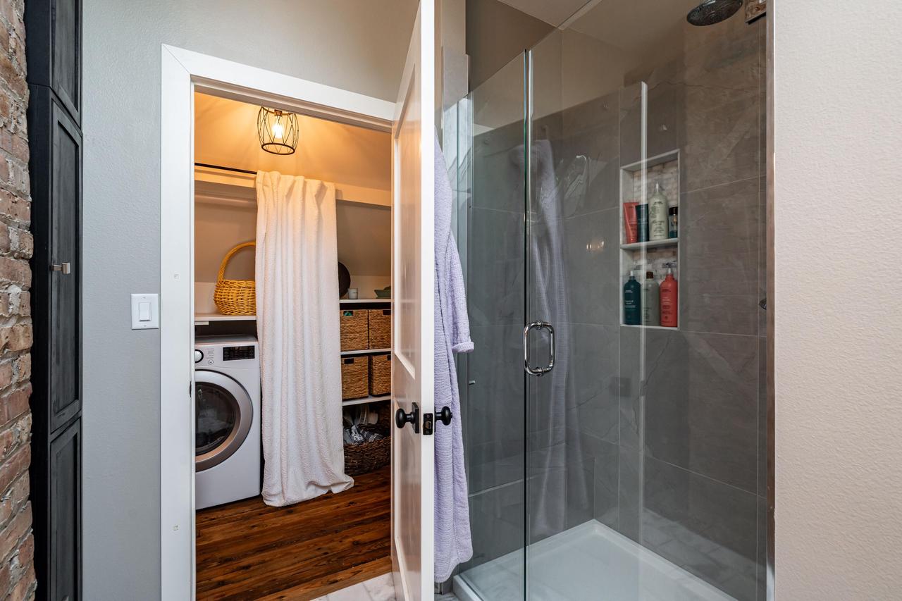 8130 Portland AVENUE