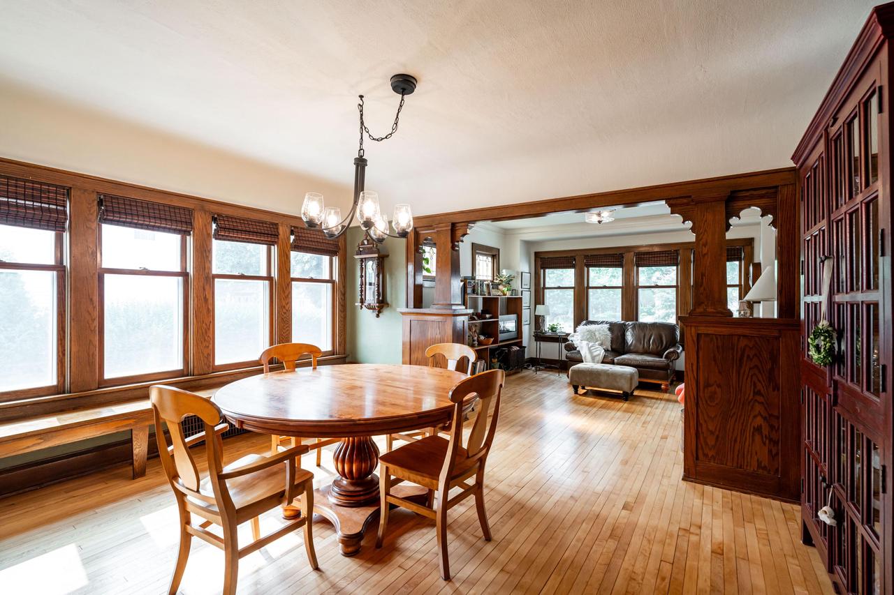 8130 Portland AVENUE