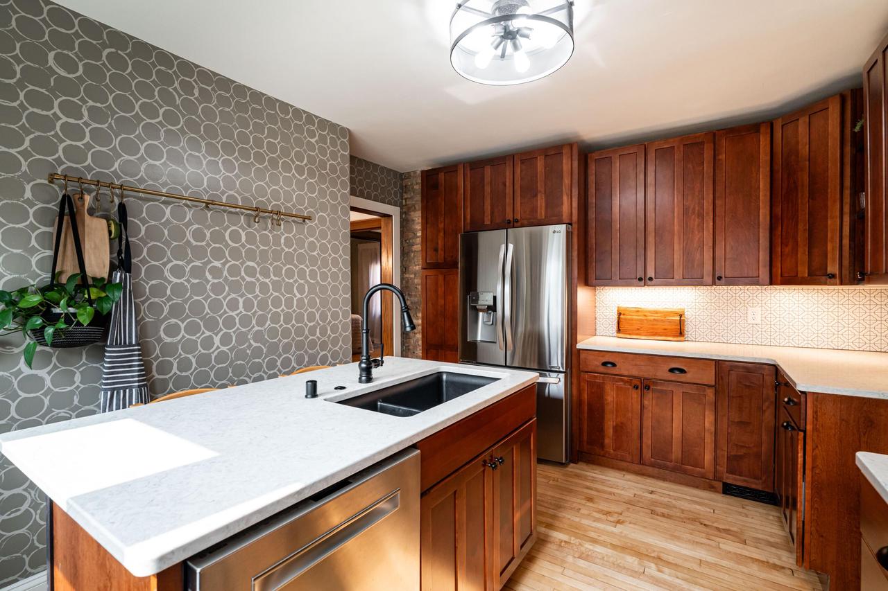 8130 Portland AVENUE