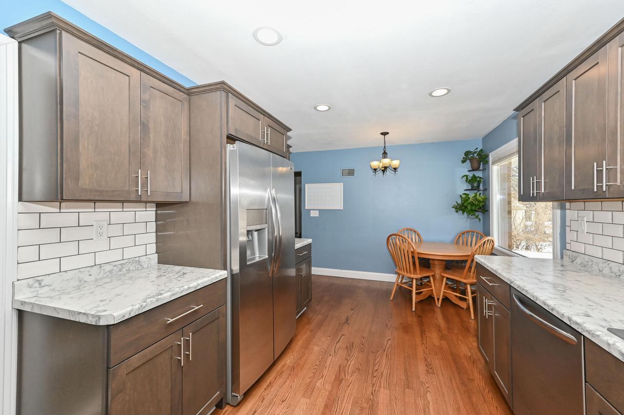 4690 South 114th STREET