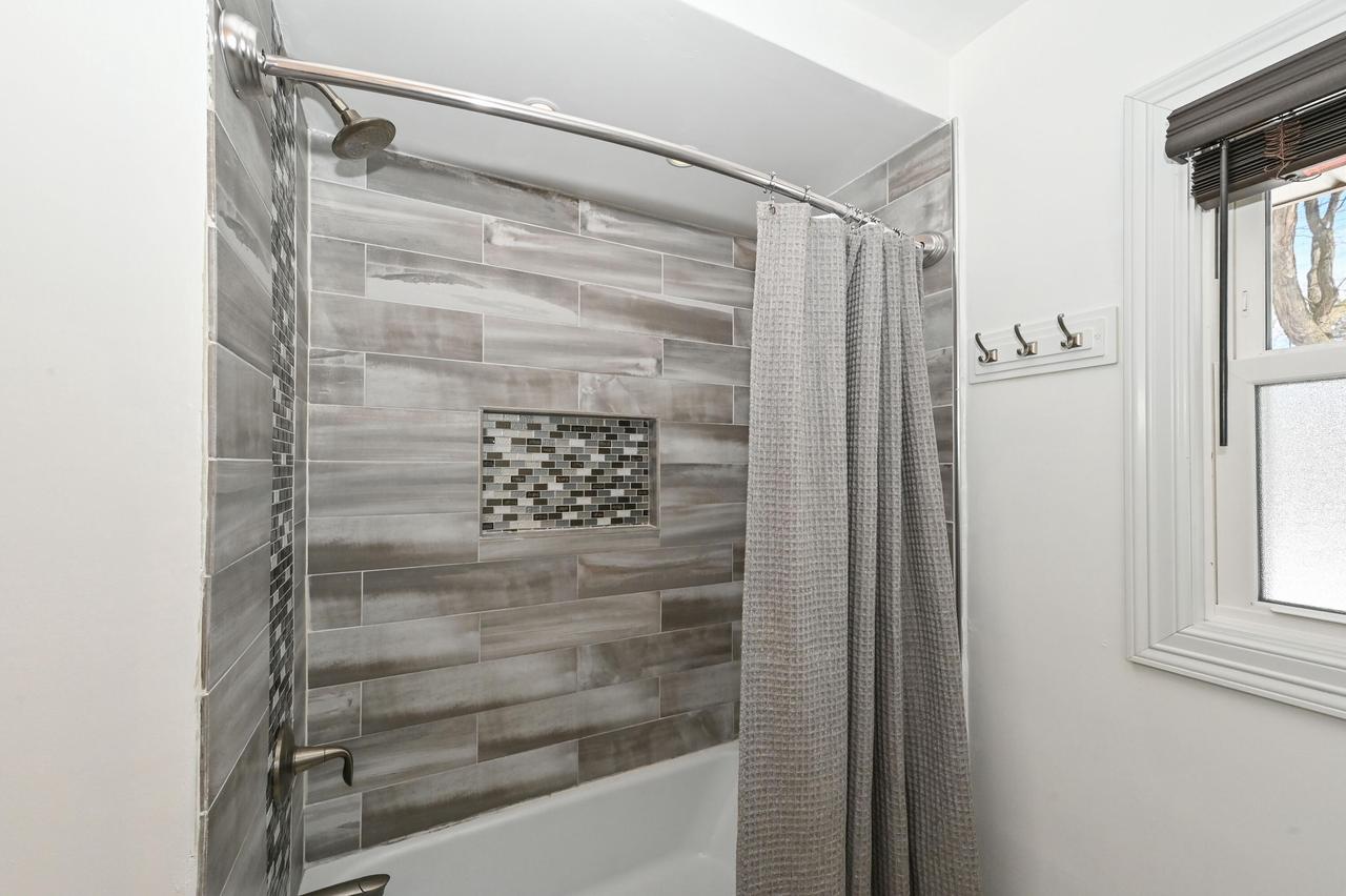 4690 South 114th STREET