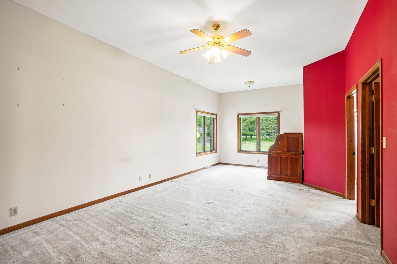 S73W14390 Woods ROAD