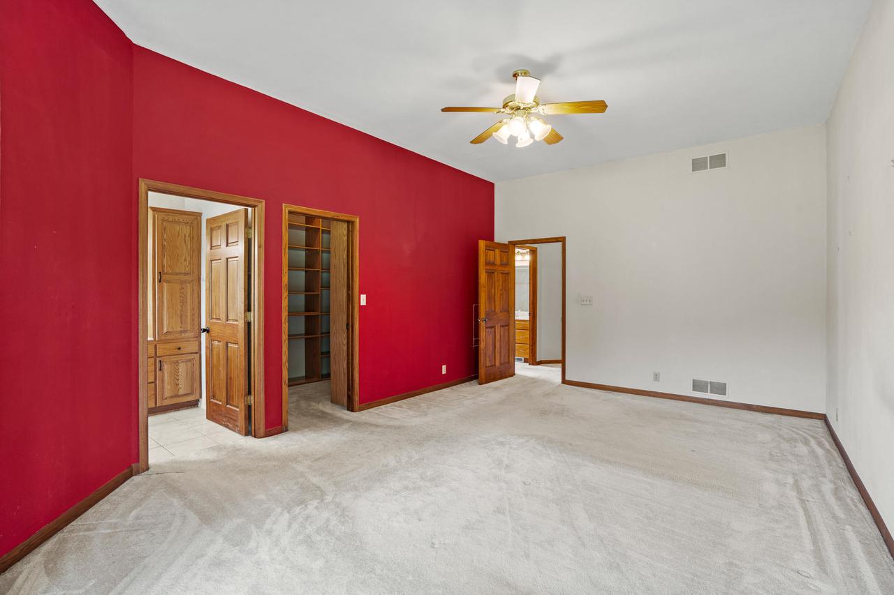 S73W14390 Woods ROAD