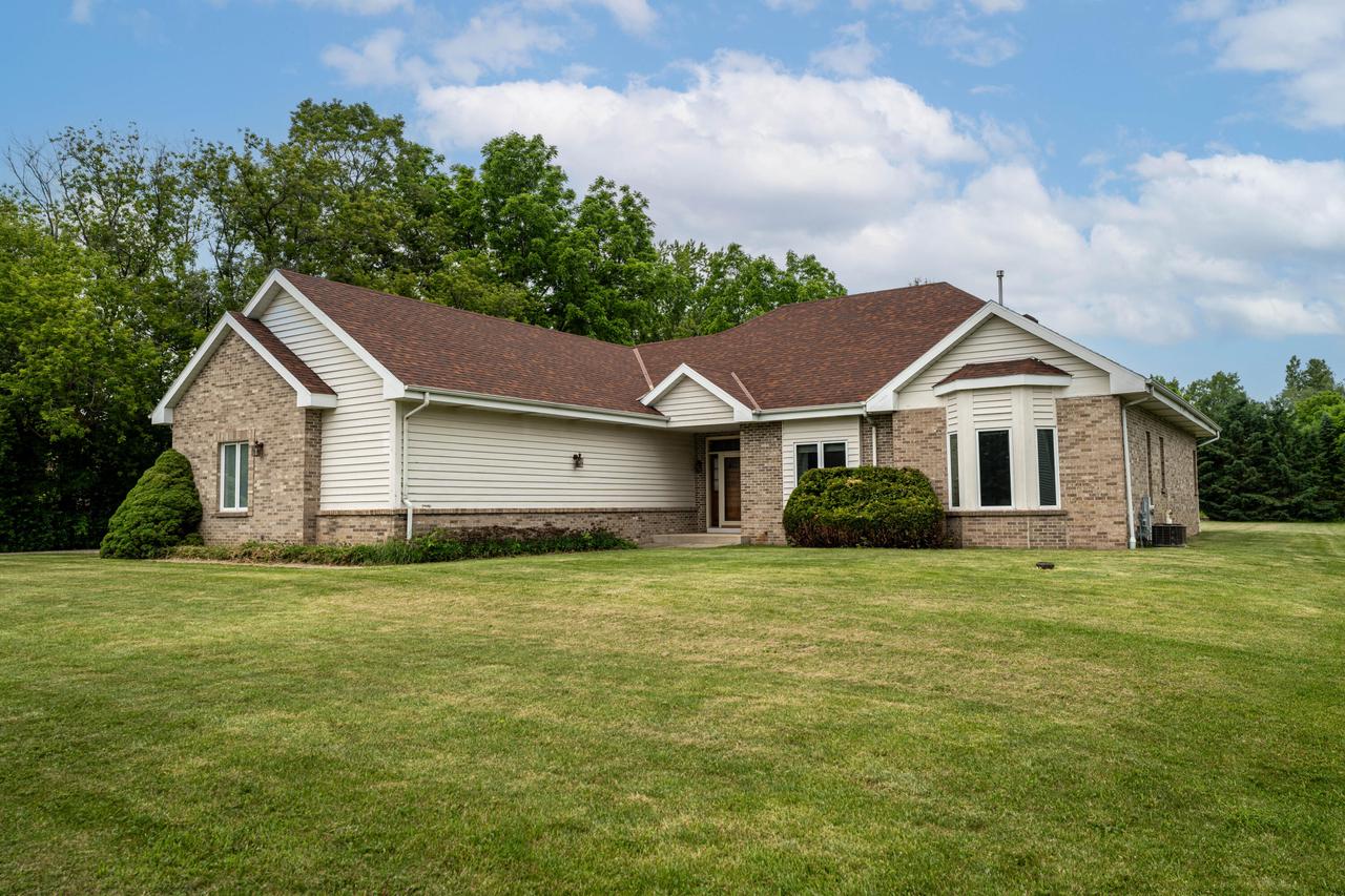 S73W14390 Woods ROAD