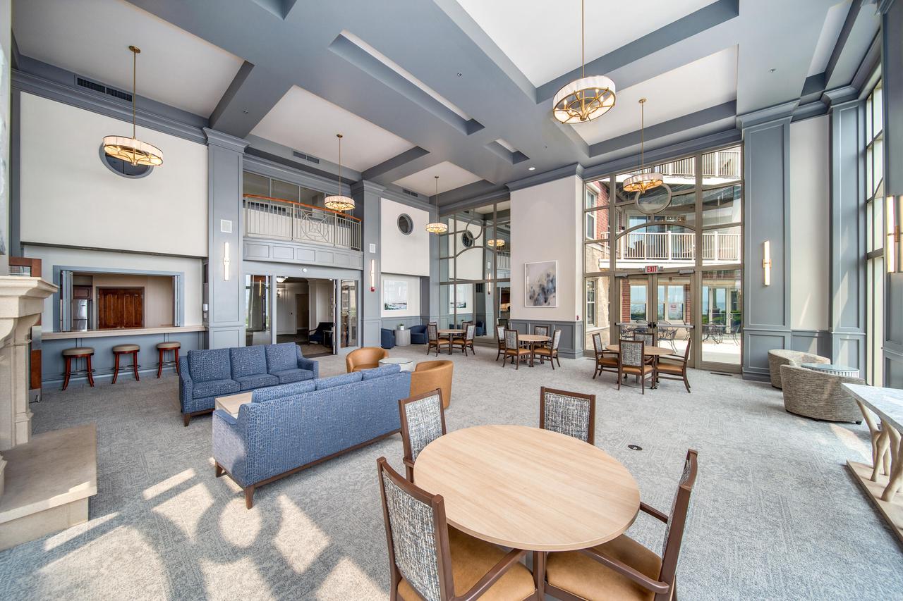 4100 South Lake DRIVE 210