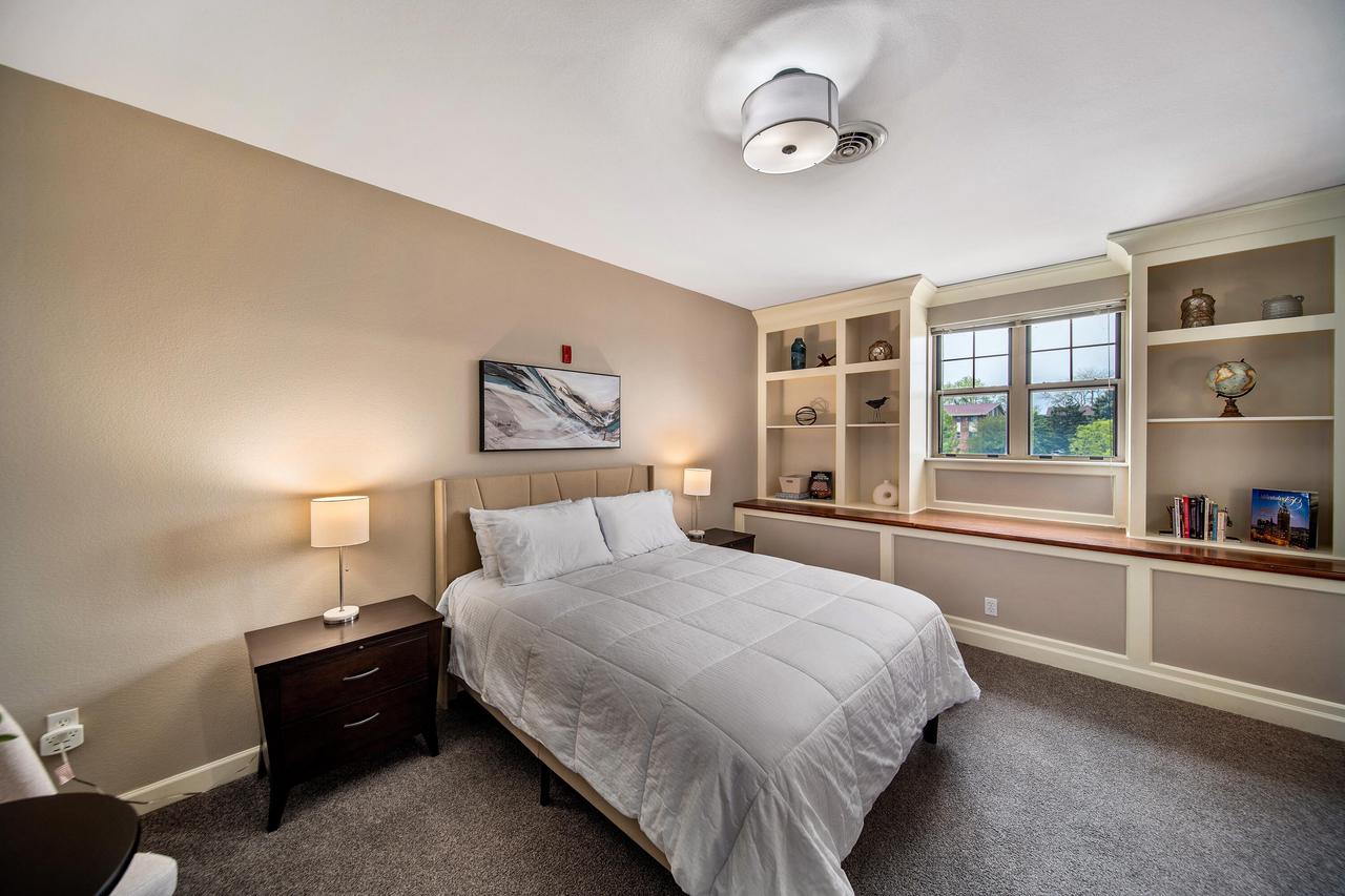 4100 South Lake DRIVE 303