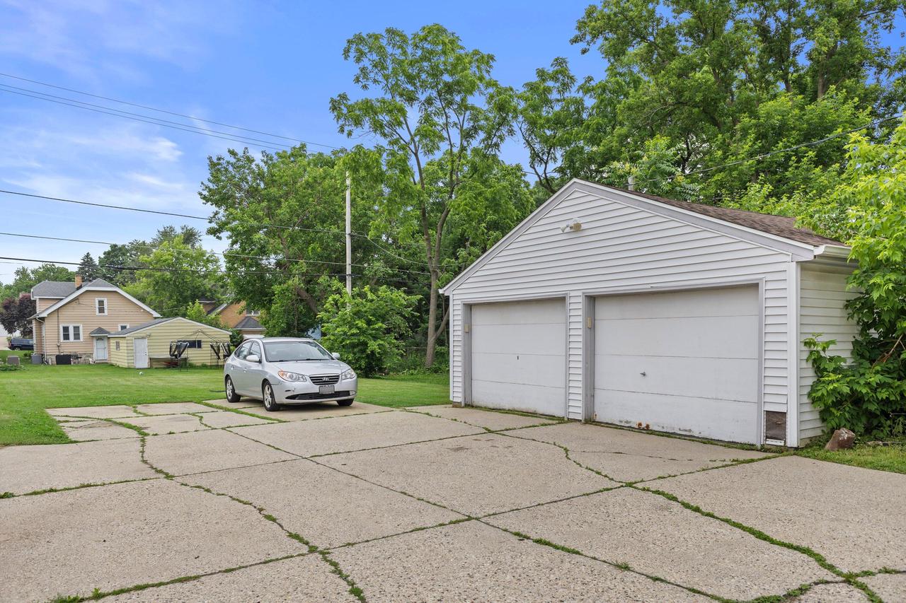 1245 South 96th STREET 1247