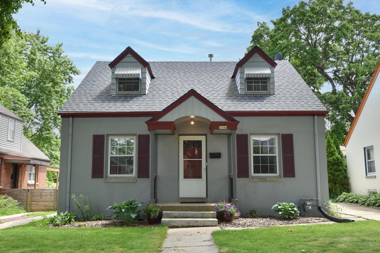 2044 South 96th STREET