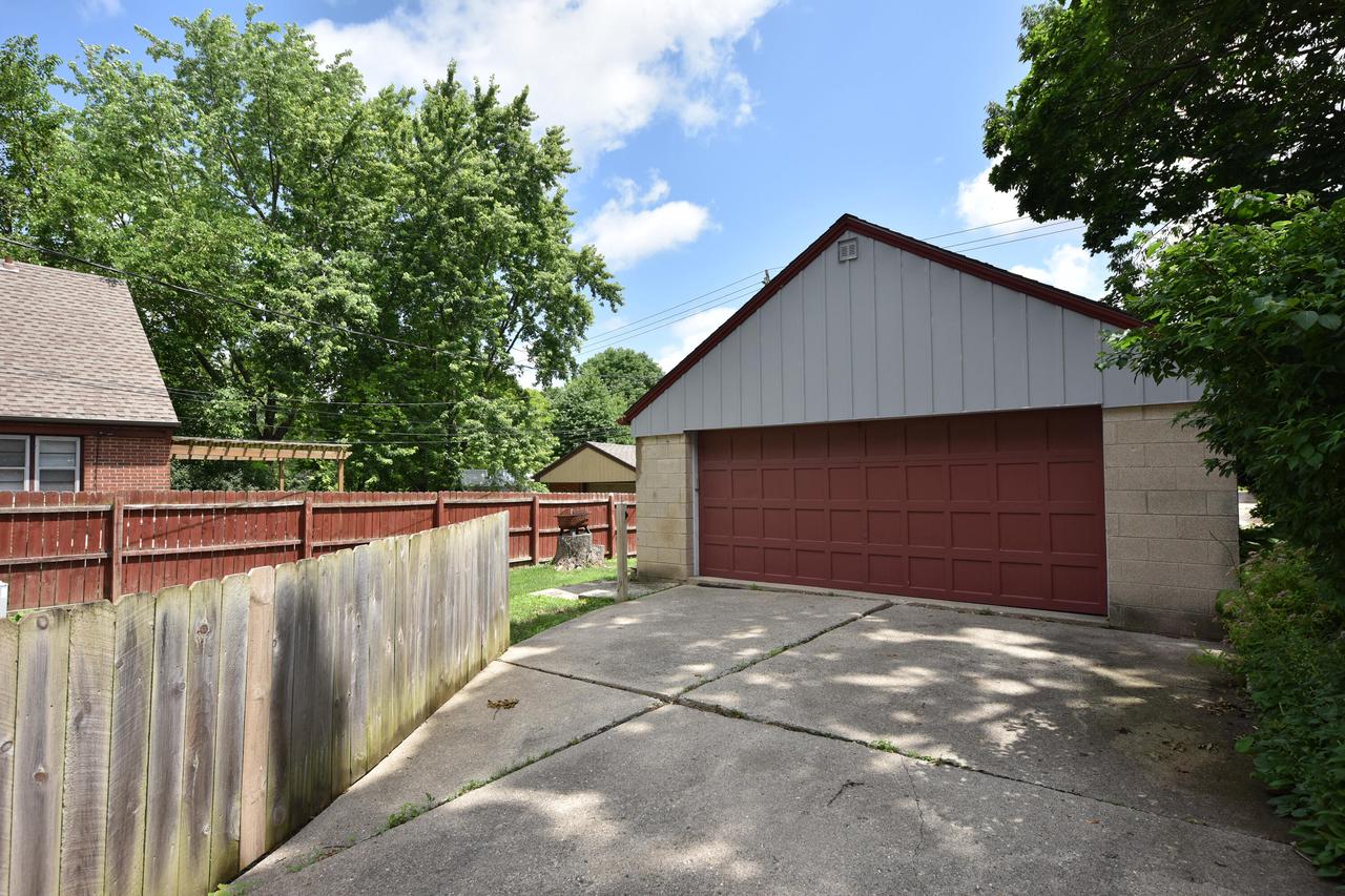 2044 South 96th STREET