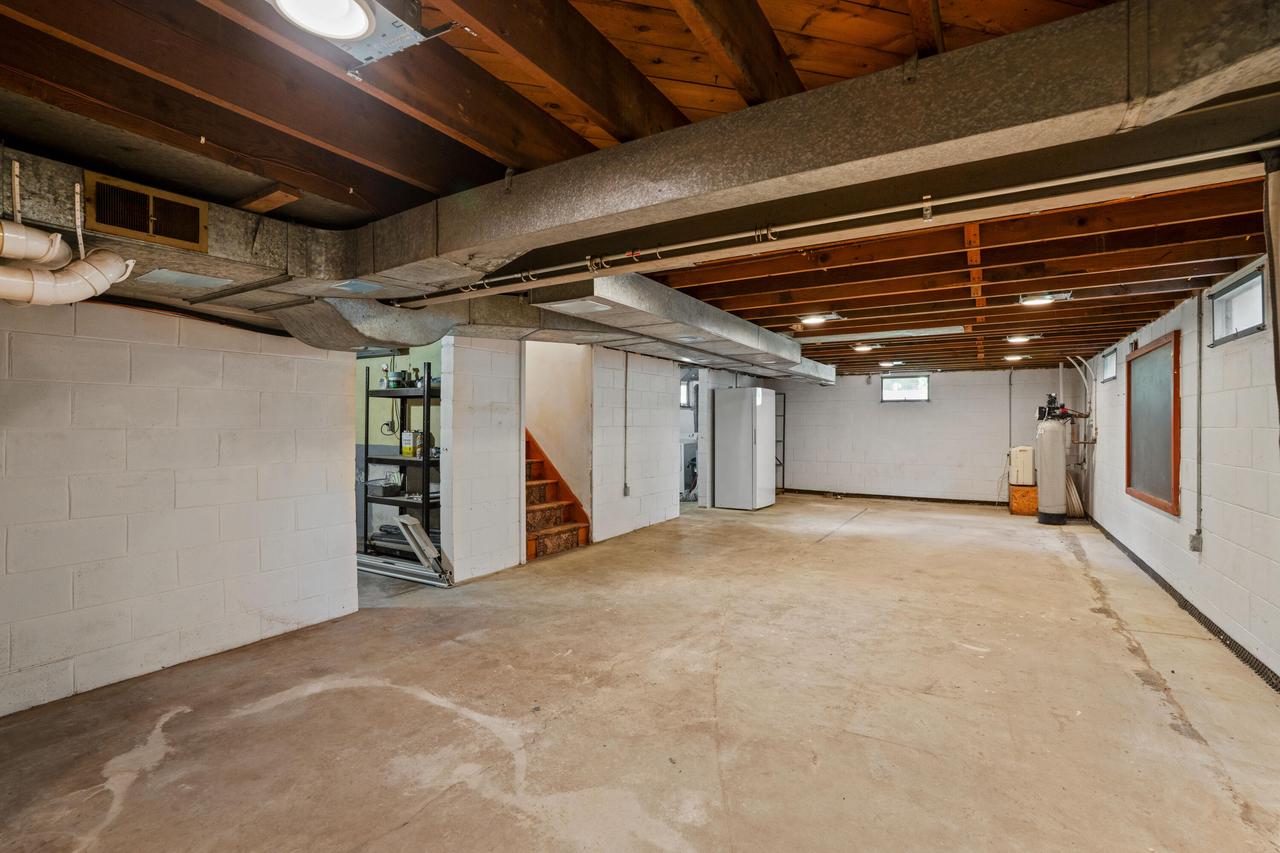 2357 State Highway 33