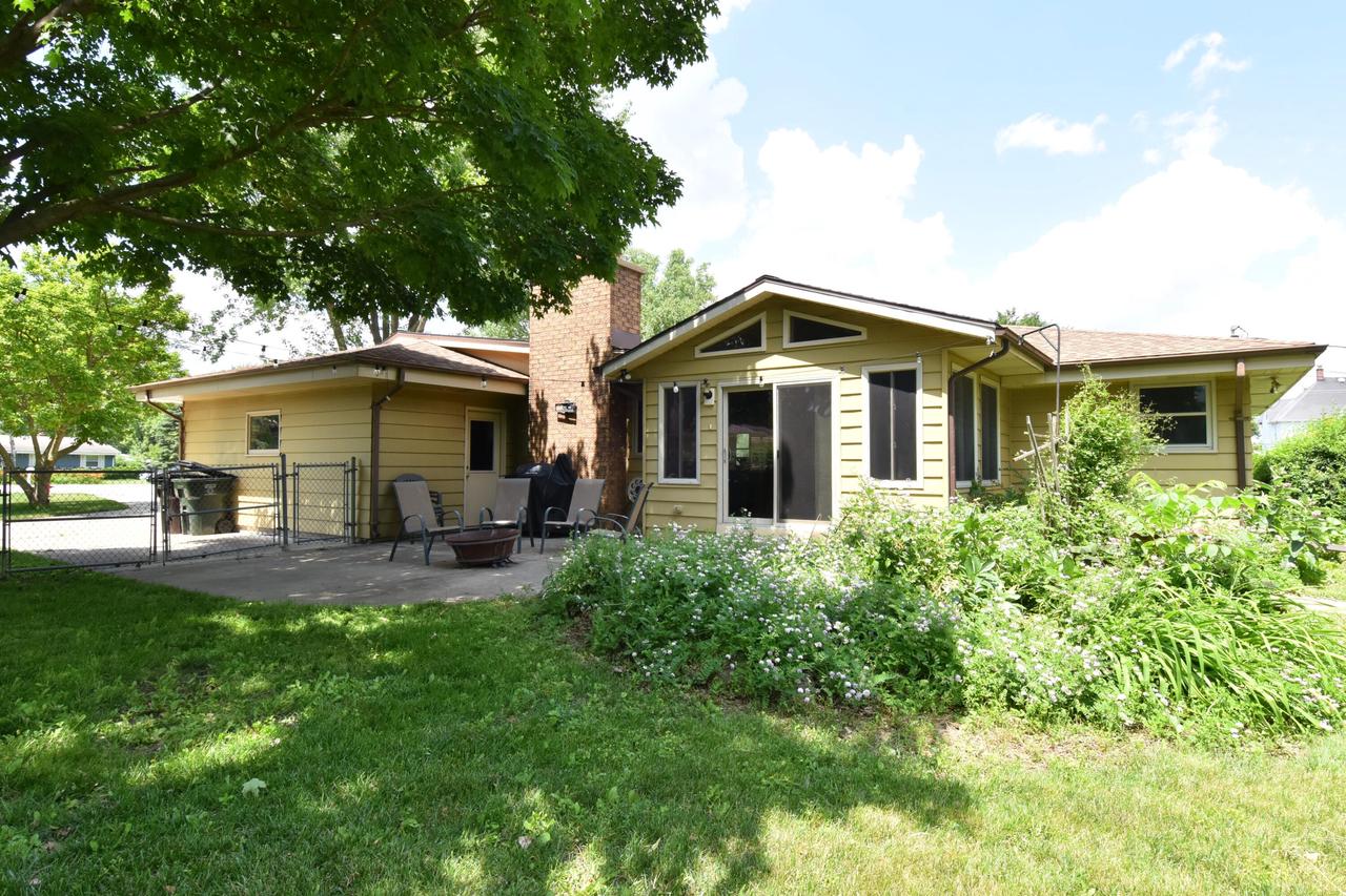 2010 South Rogers COURT