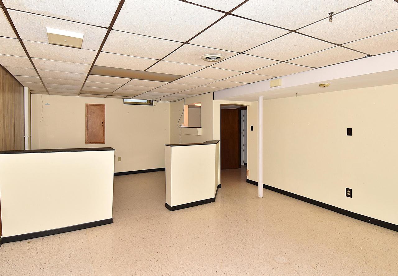 2010 South Rogers COURT