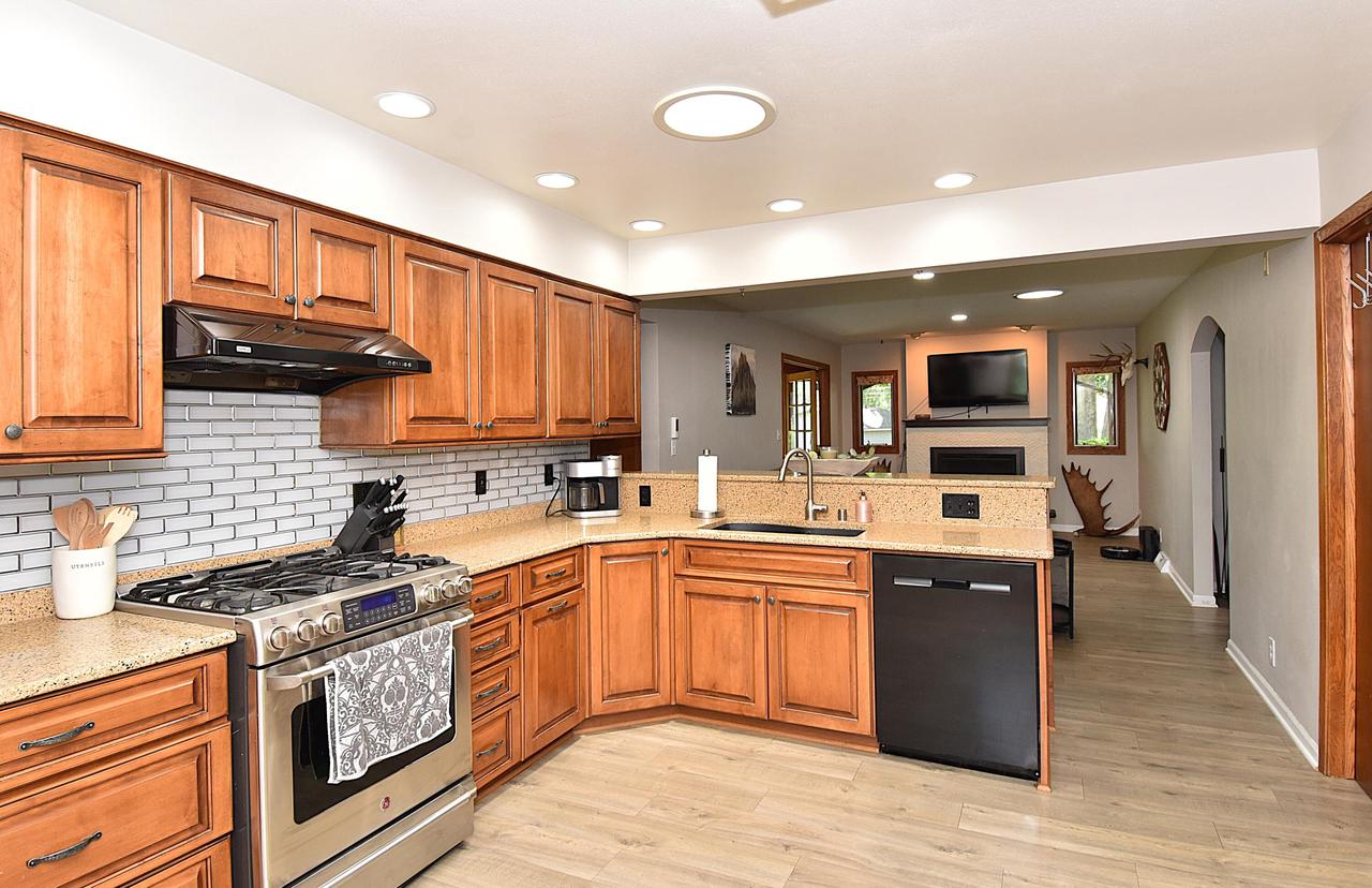 2010 South Rogers COURT