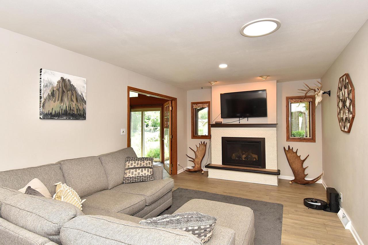 2010 South Rogers COURT