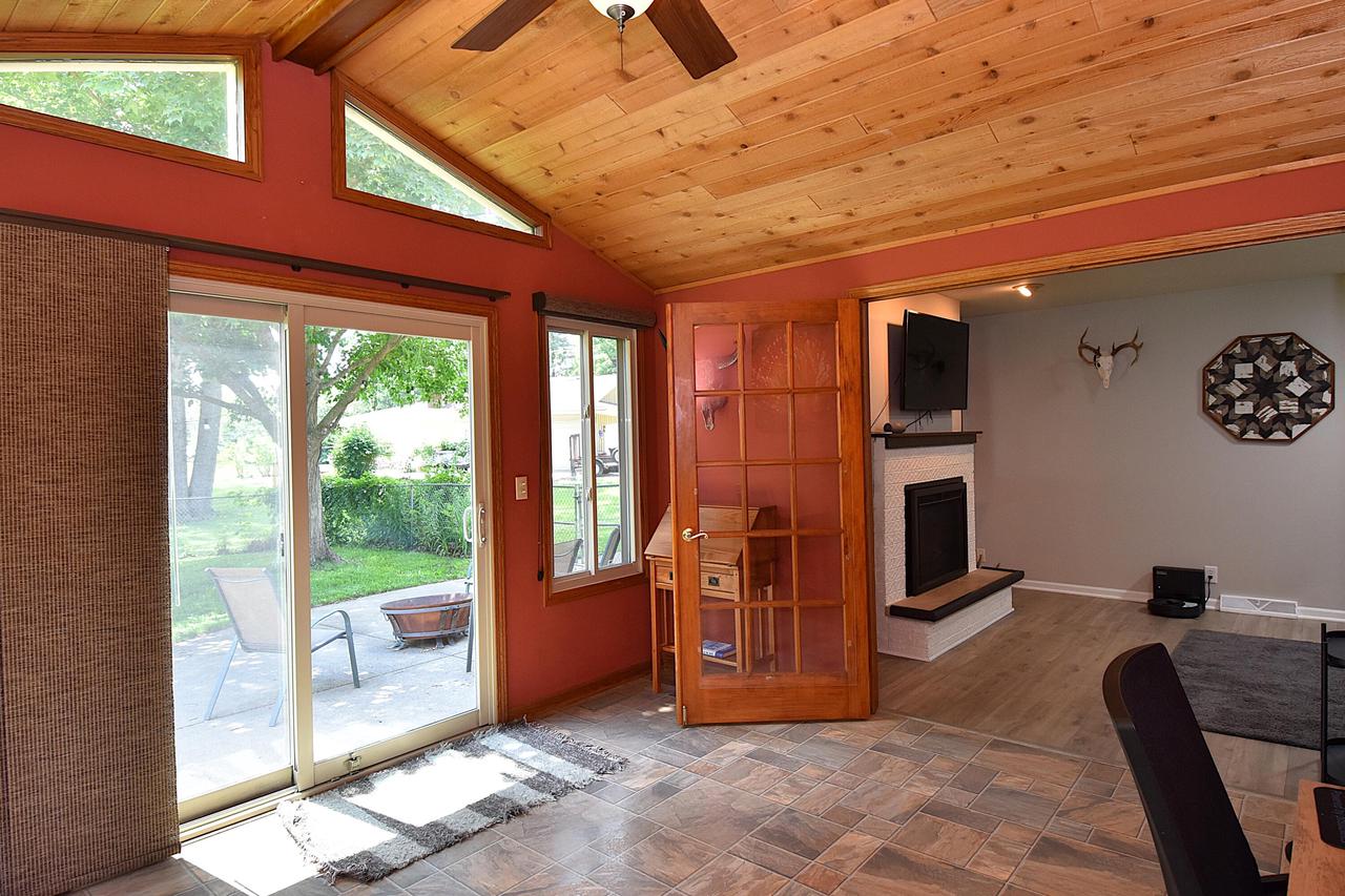 2010 South Rogers COURT