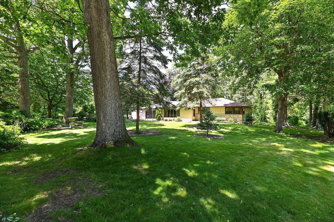 3830 West Southland DRIVE