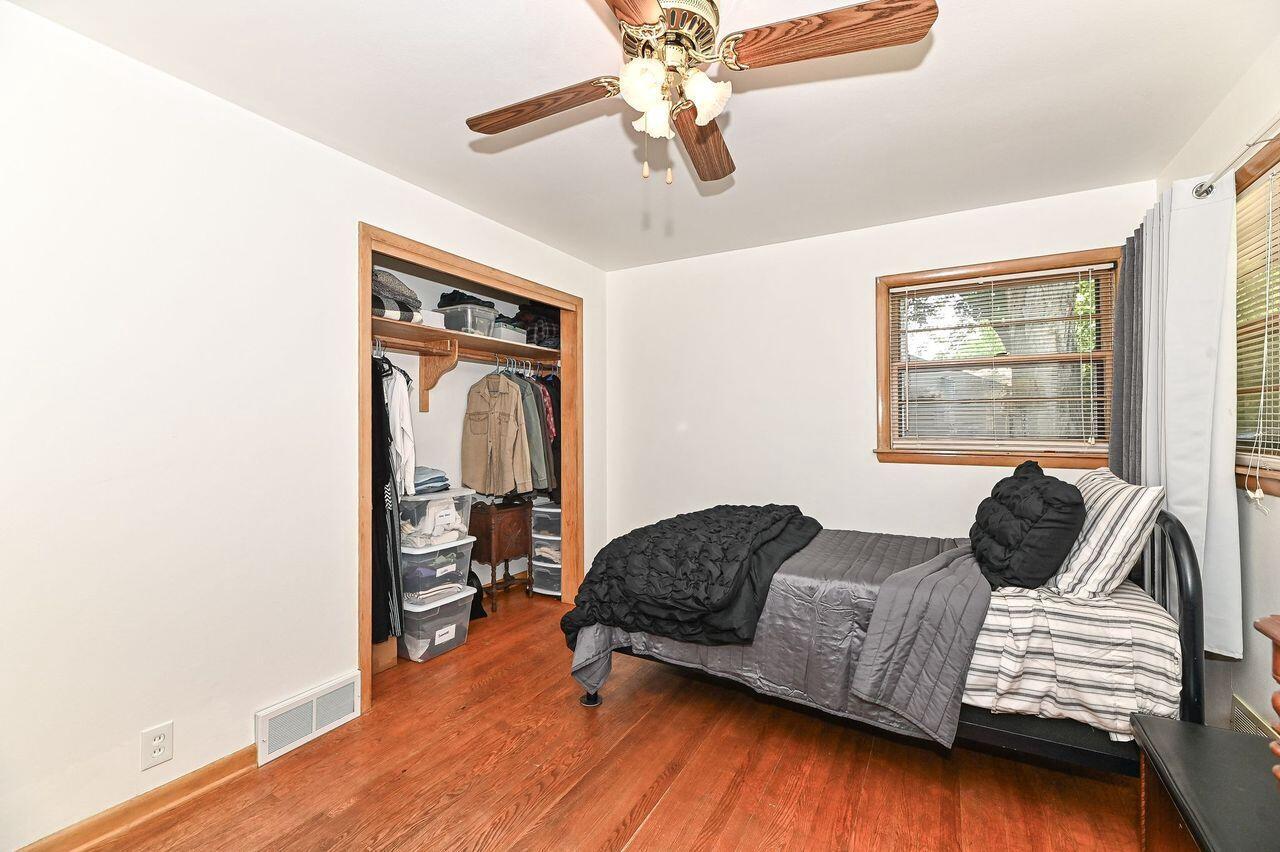 3830 West Southland DRIVE