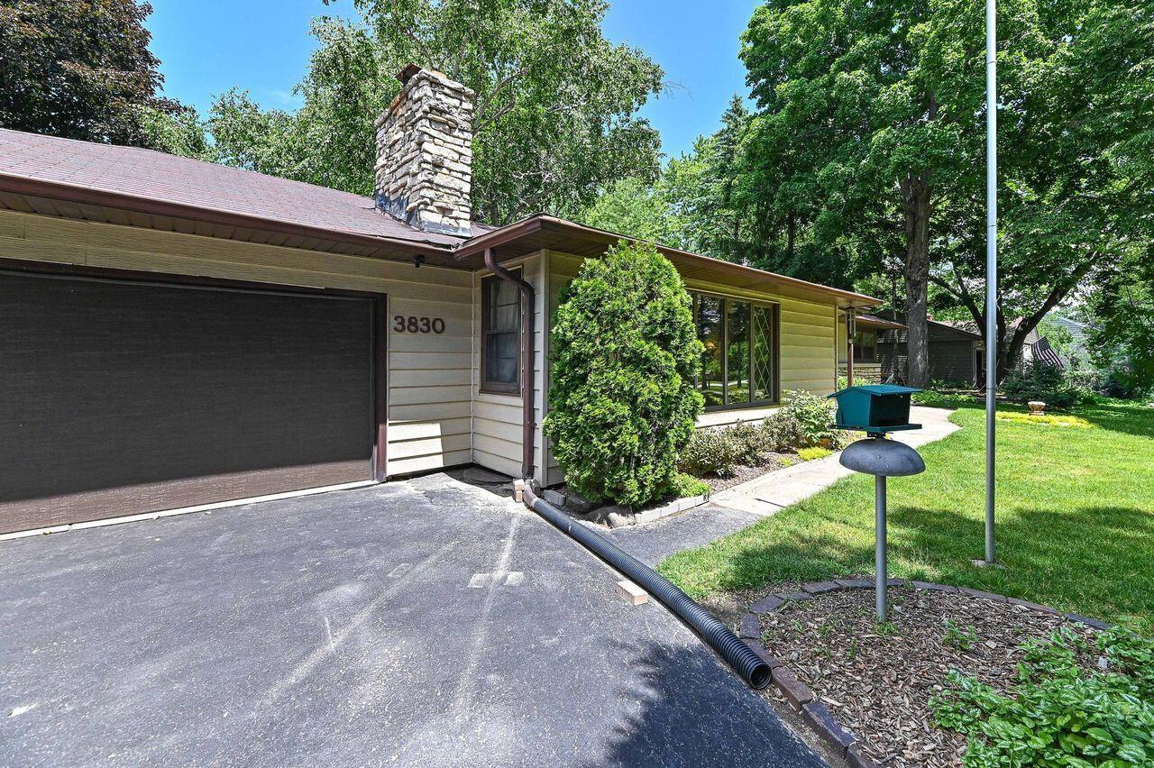 3830 West Southland DRIVE