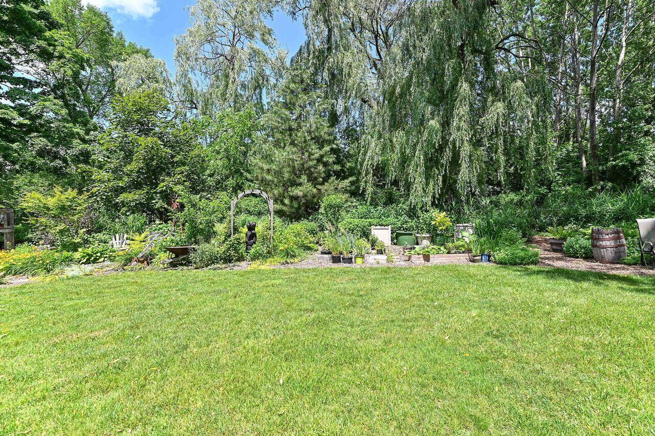 3830 West Southland DRIVE