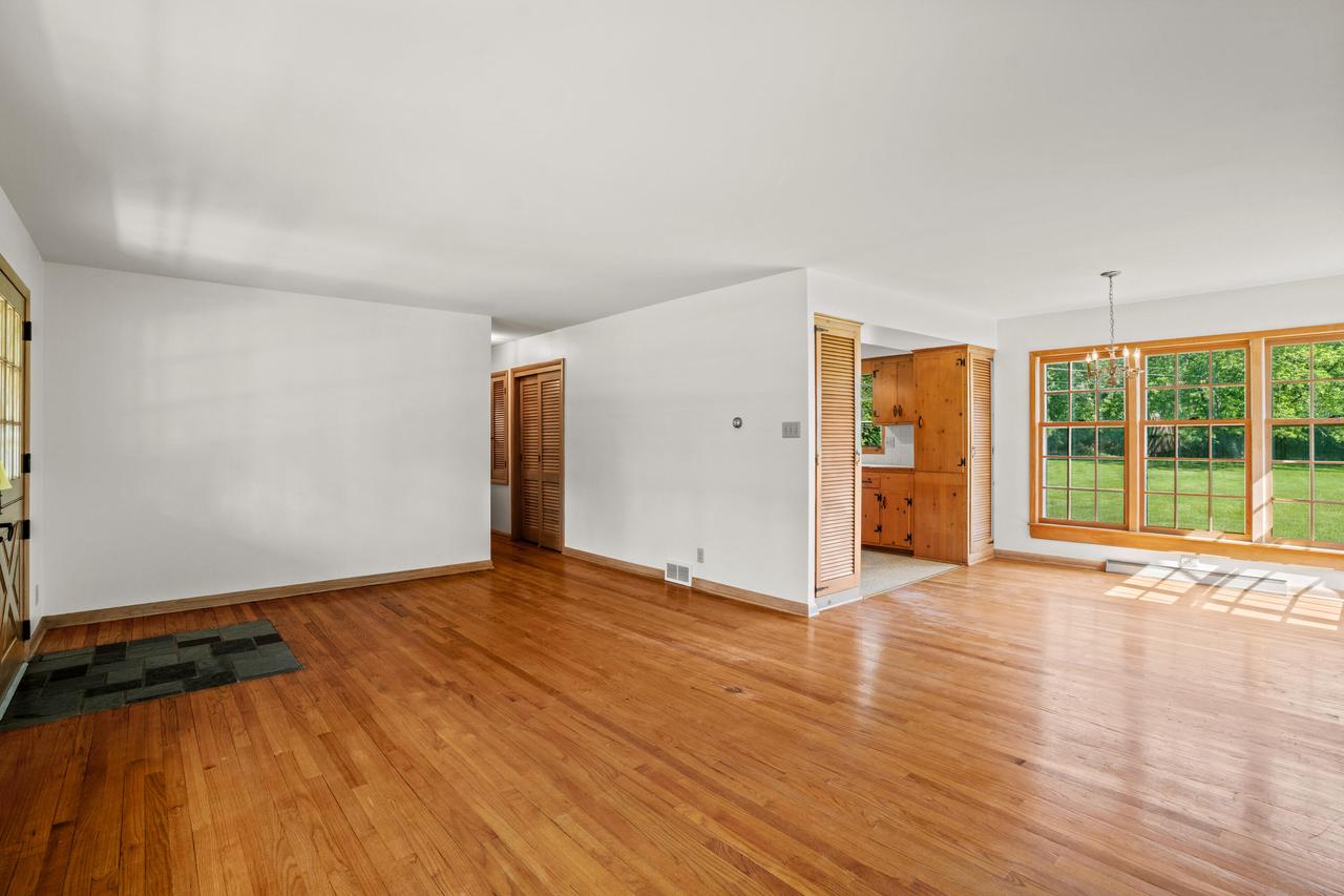 118 West Highview DRIVE