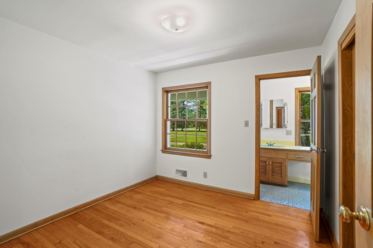 118 West Highview DRIVE