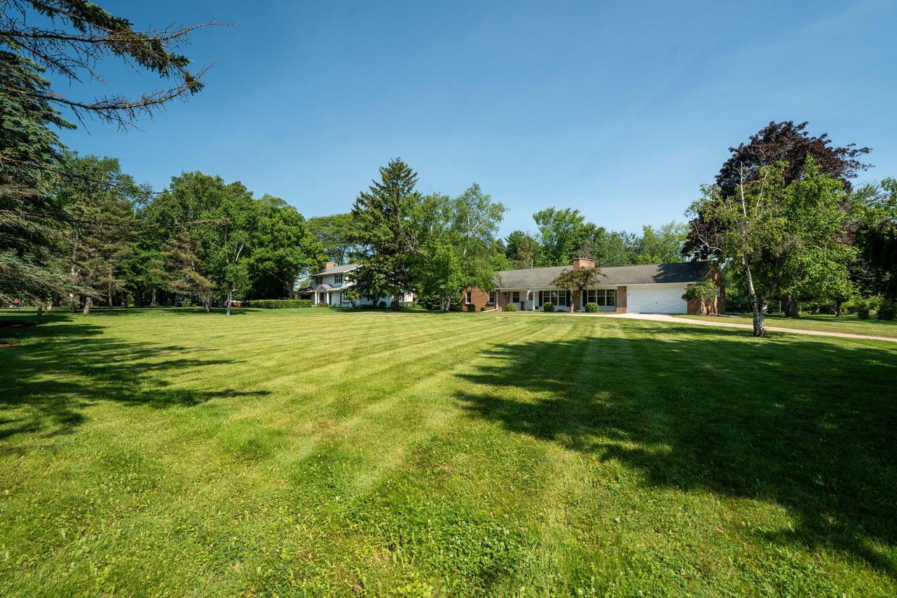 118 West Highview DRIVE