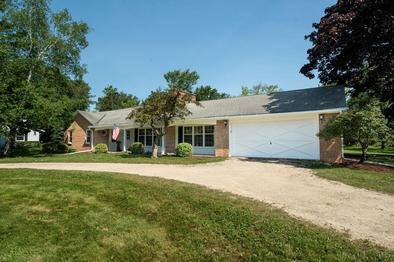 118 West Highview DRIVE