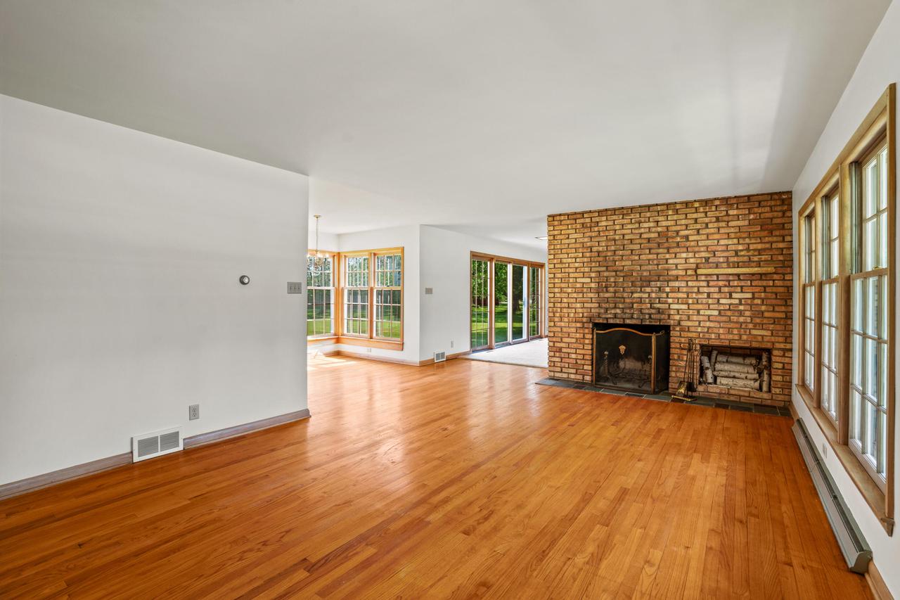 118 West Highview DRIVE