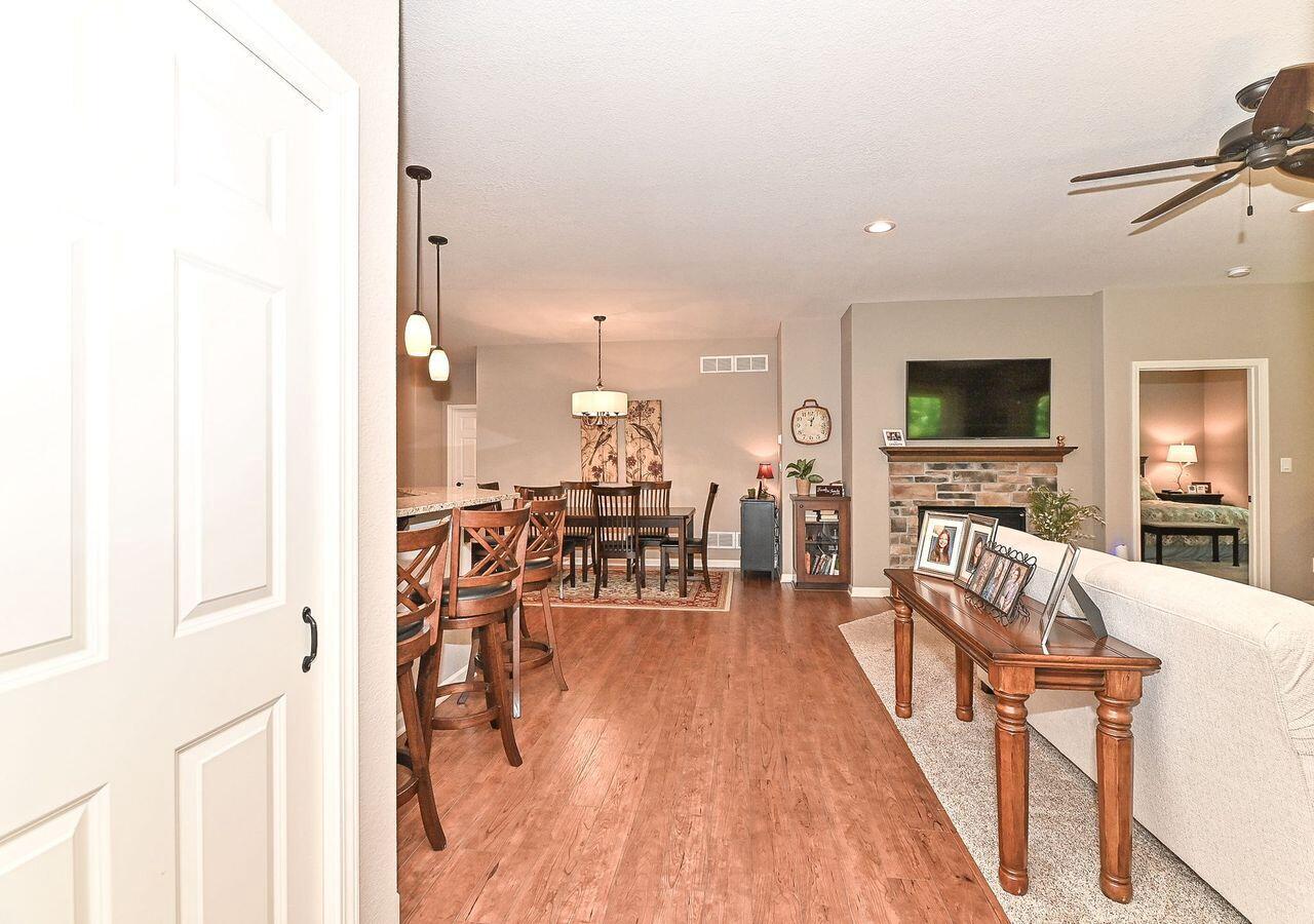 N57W17965 Tall Pines CIRCLE 22