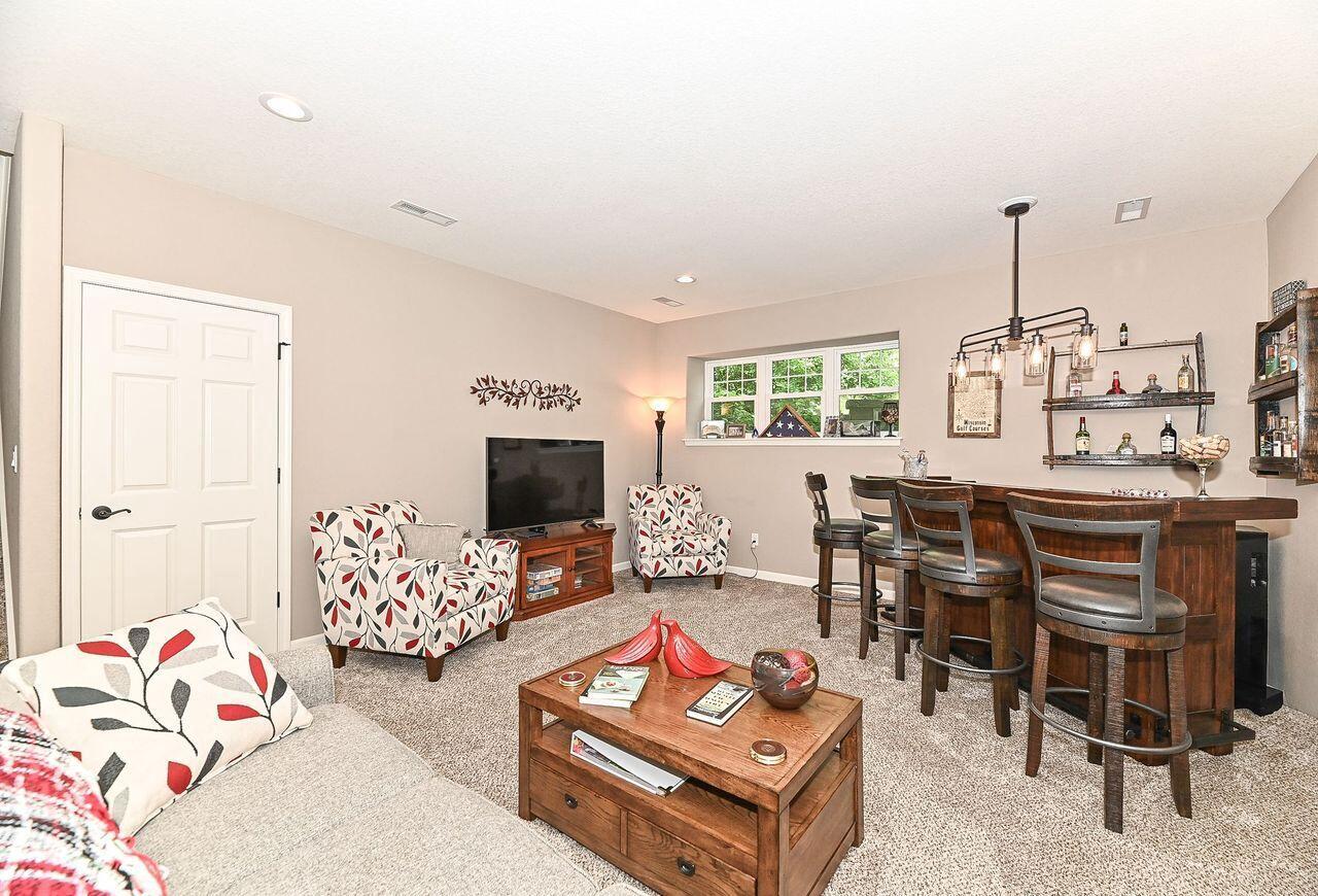 N57W17965 Tall Pines CIRCLE 22