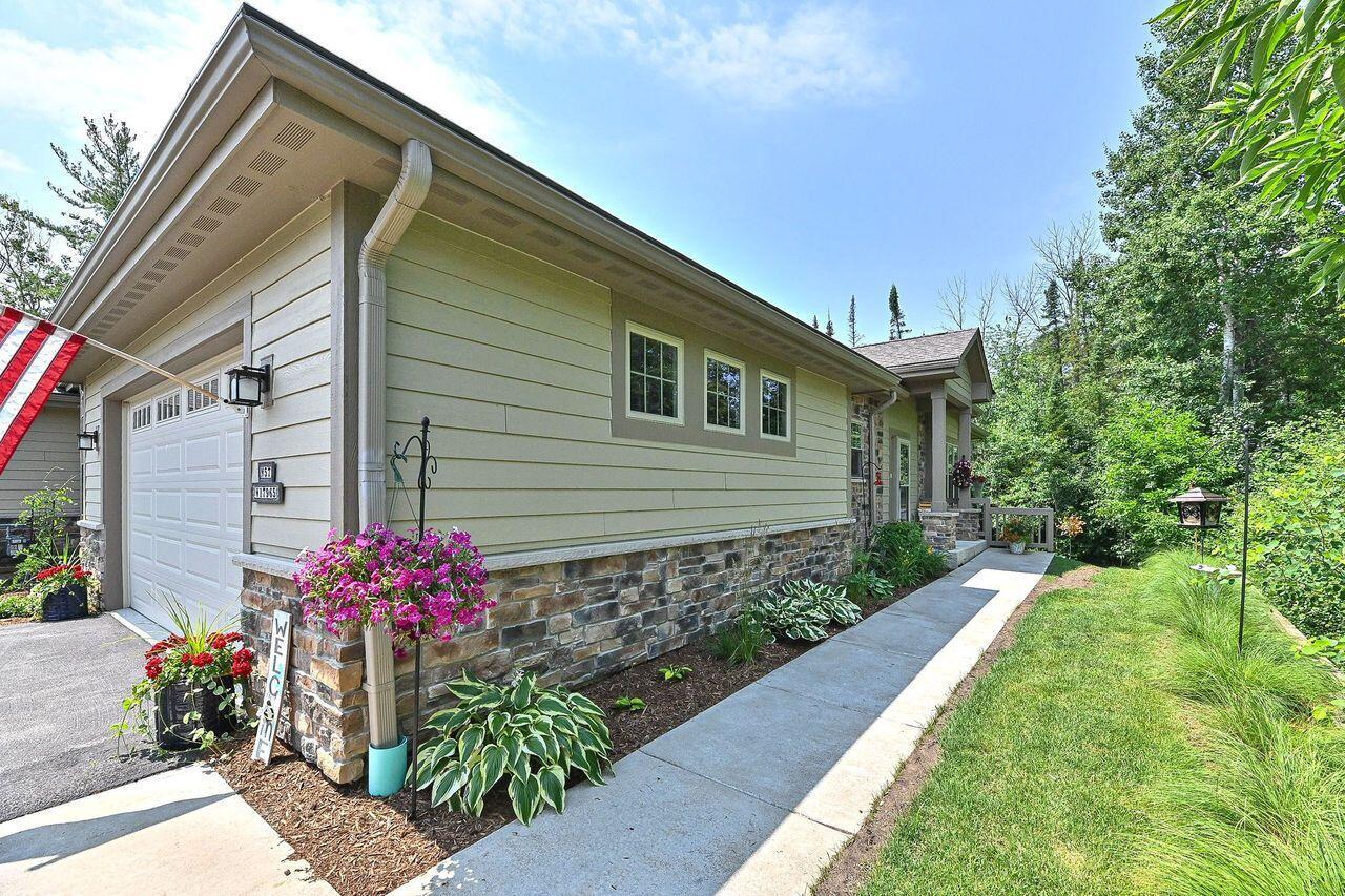 N57W17965 Tall Pines CIRCLE 22