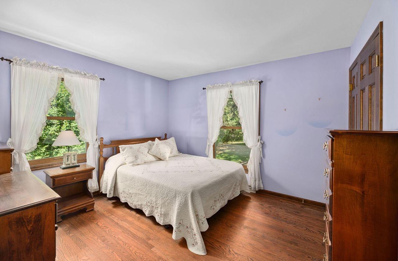 2311 West Chestnut ROAD