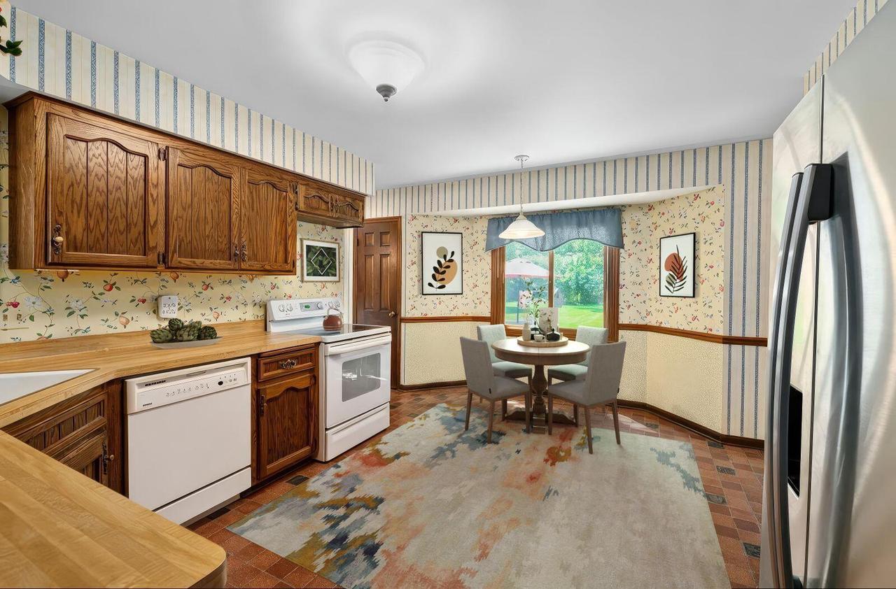 2311 West Chestnut ROAD