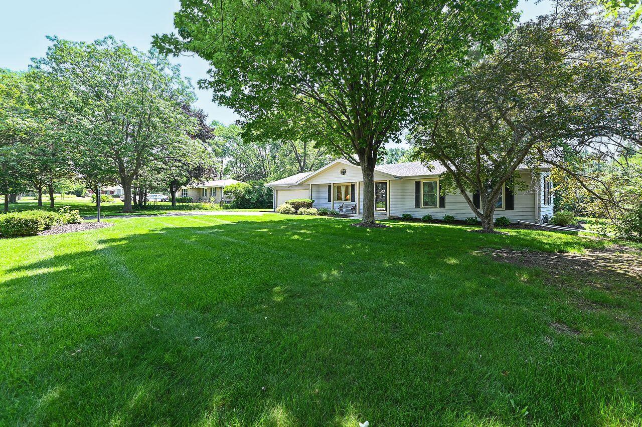 2311 West Chestnut ROAD