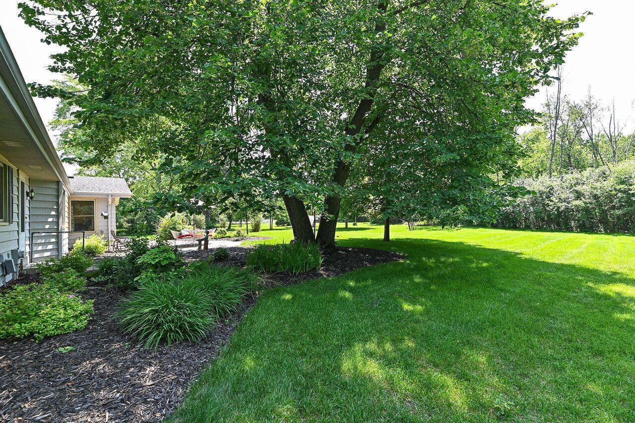 2311 West Chestnut ROAD