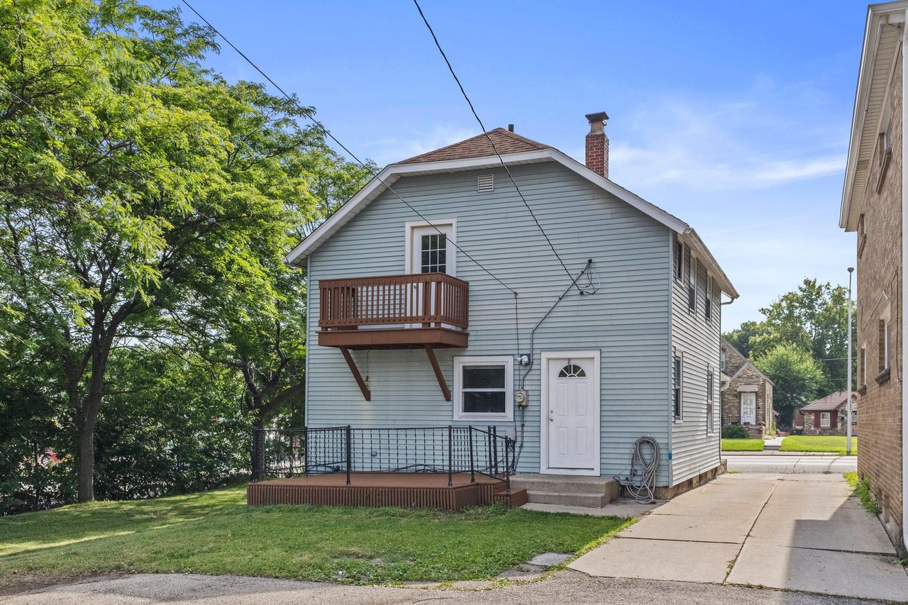 2325 South 76th STREET SOUTH South