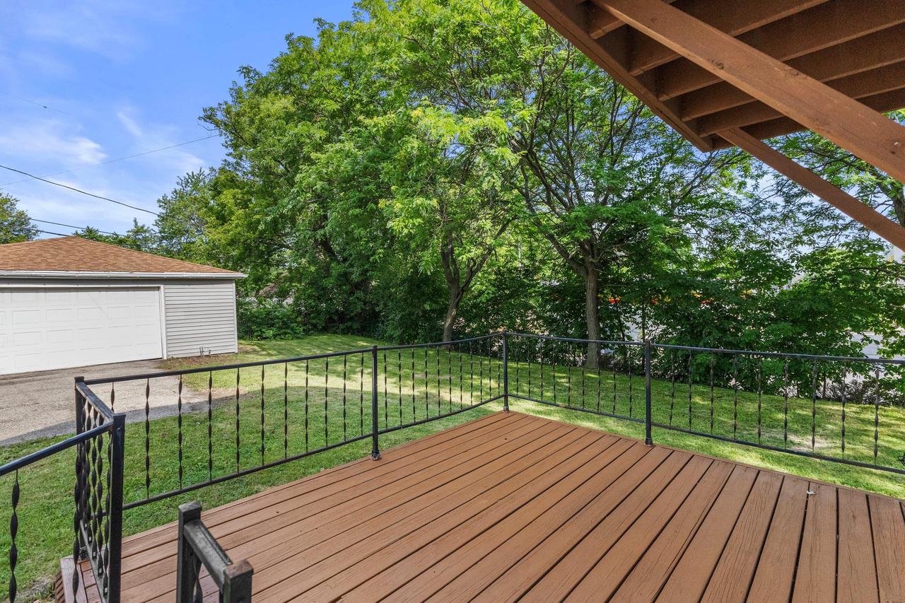 2325 South 76th STREET SOUTH South