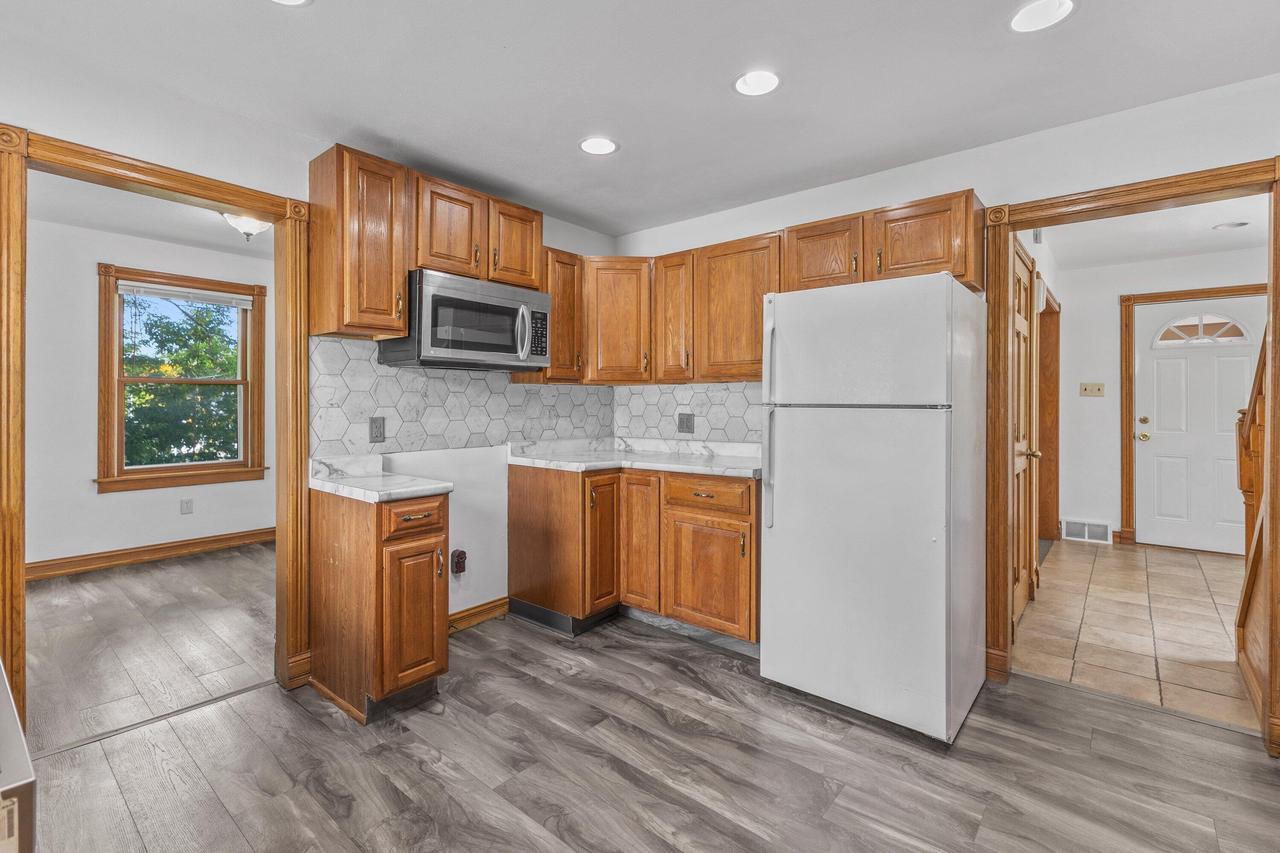 2325 South 76th STREET SOUTH South