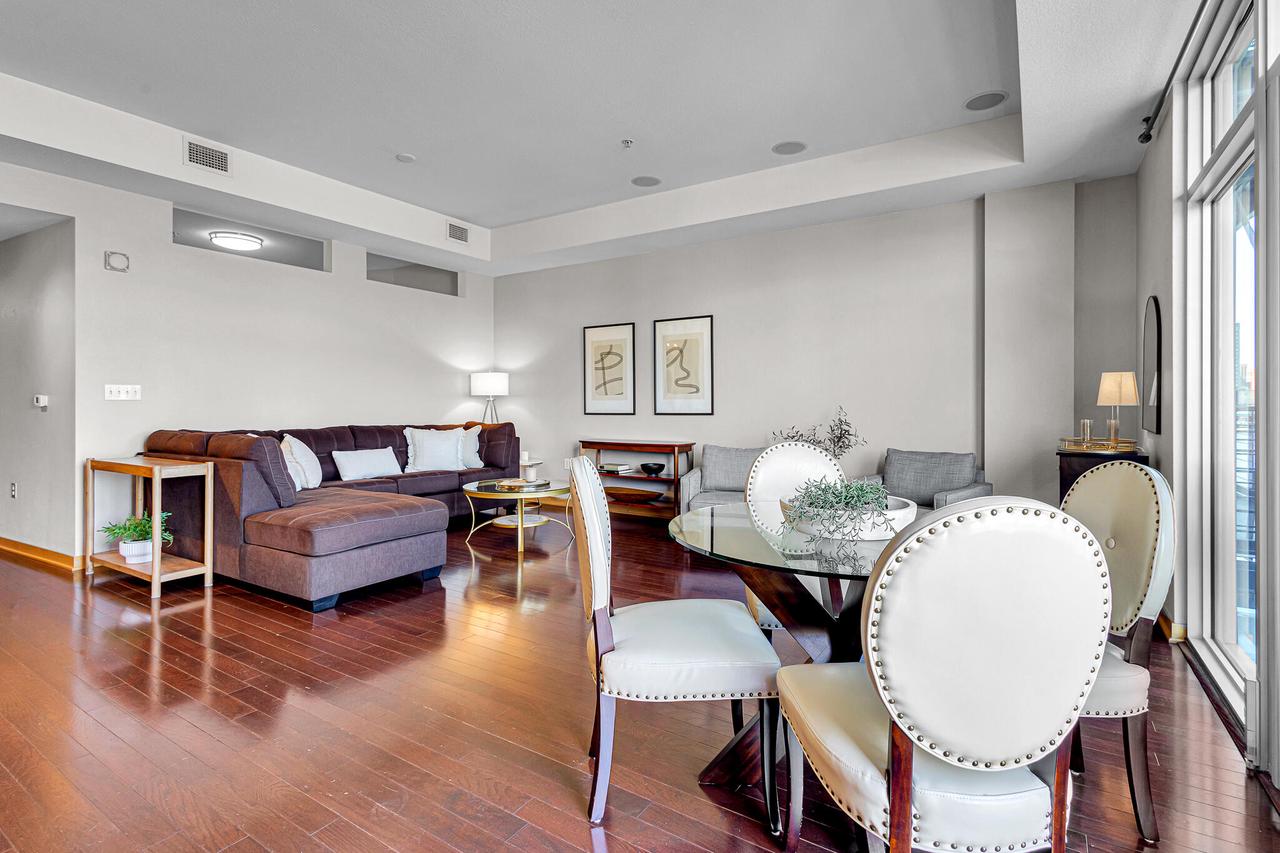 106 West Seeboth STREET 406